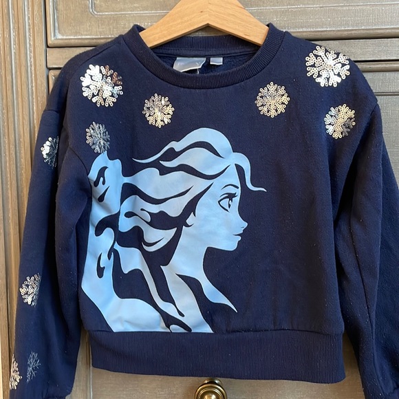 ✨3/$15 Frozen Girls sweatshirt